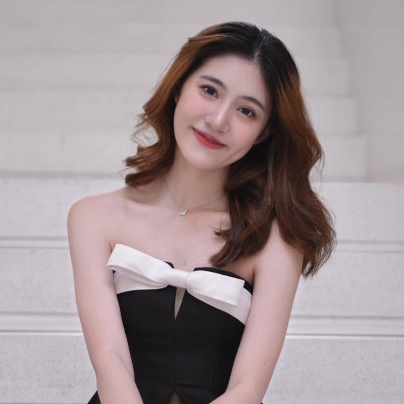 อภิชญา ทากลาง