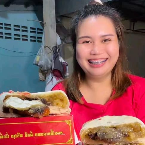 อภิญญา ศรีเมืองธน