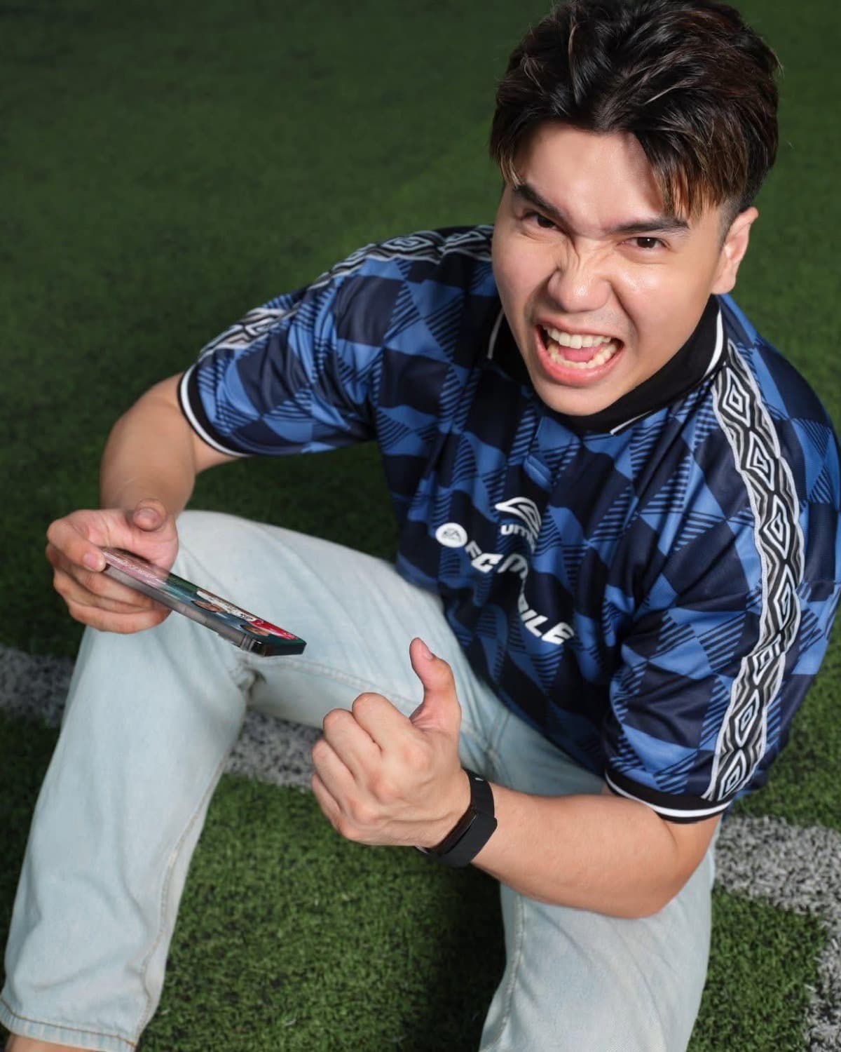 FACEBOOK : มังคุดเกมเมอร์